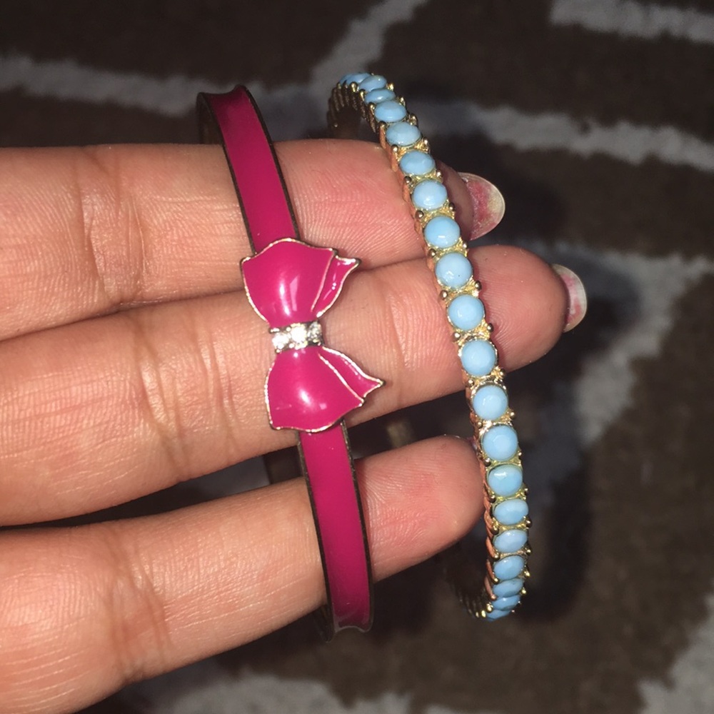 Bracelets - Picture 3 of 4